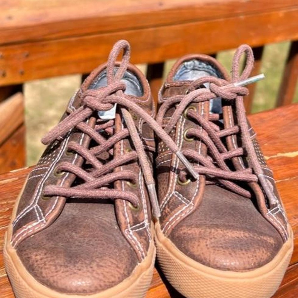 Ben Sherman Youth 11 Brown Casual Lace Up Dress Sneakers Low Top